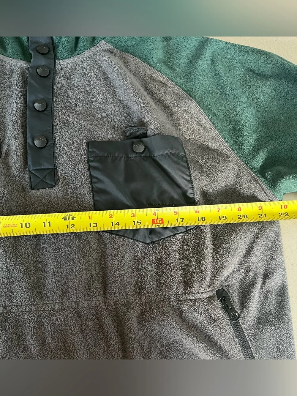 KAVU Teannaway Snap Fleece Pullover Men's M Black Hills Spruce Tree